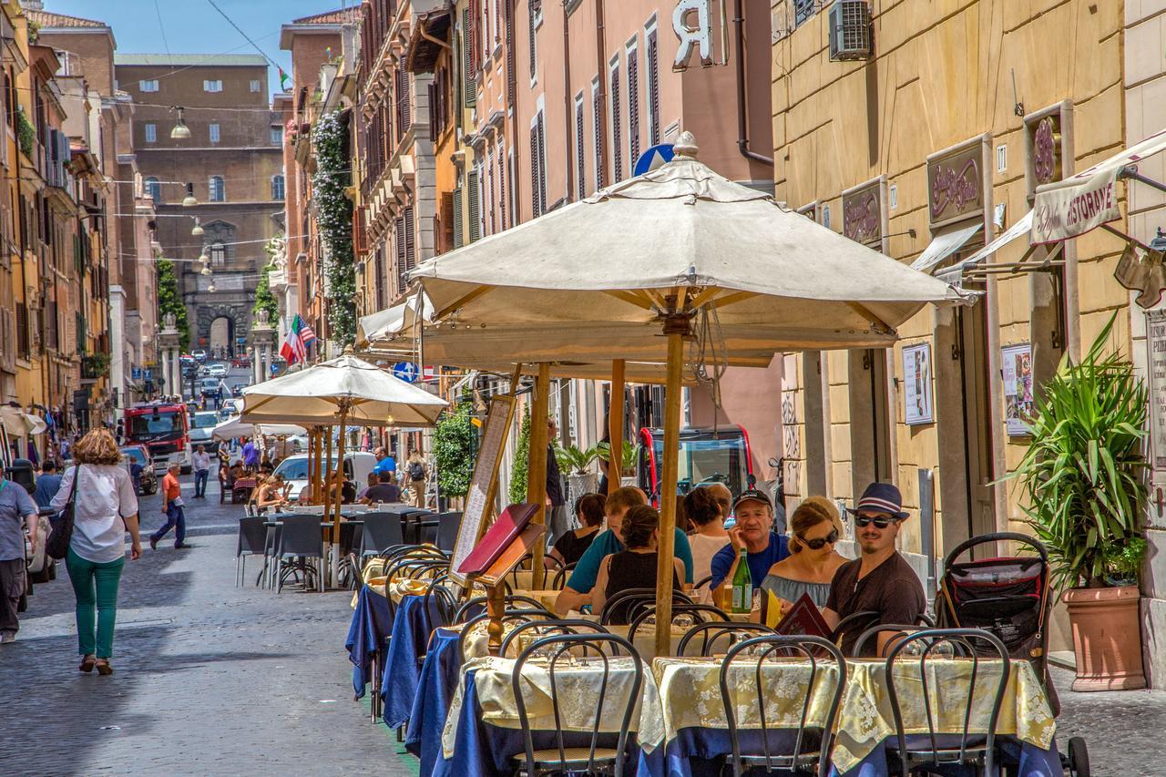 Borgo Pio Charme Apartment Rome Luaran gambar